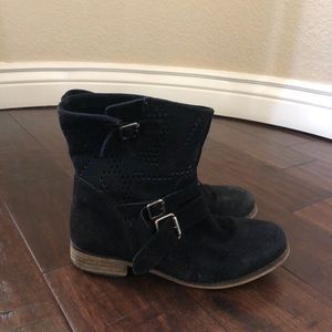 Black booties